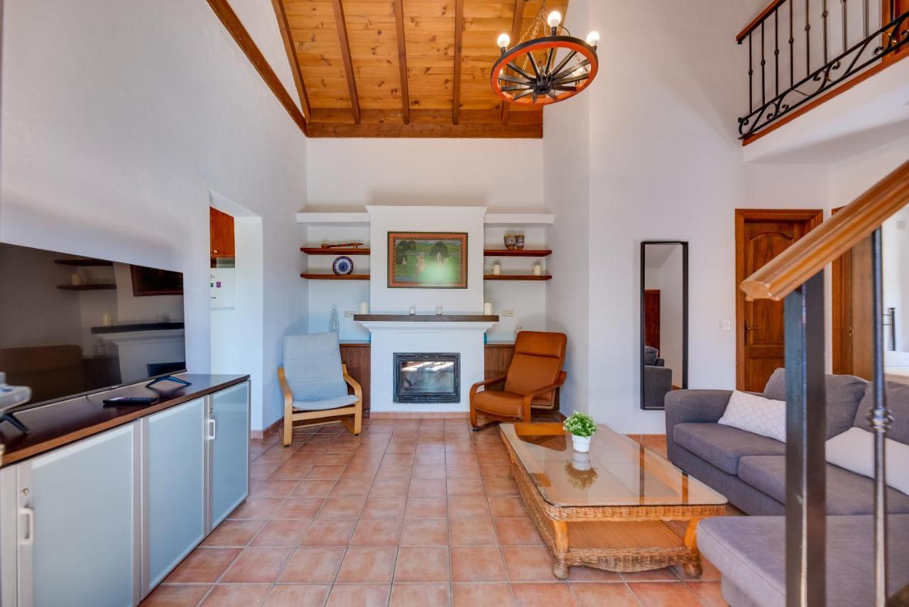 Casa Rural Entre Ojen Y Marbella Exterior photo
